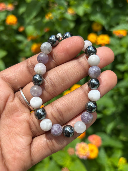 Clear Mind - Moonstone + Amethyst + Hematite